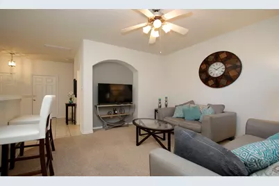 191 N Burberry Park Circle, The Woodlands, TX 77382 - Photo 13