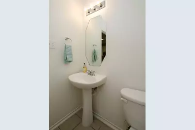 191 N Burberry Park Circle, The Woodlands, TX 77382 - Photo 15