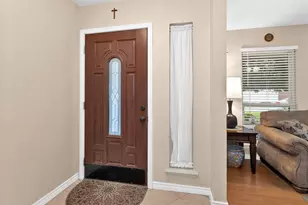 315 Thistlewood Ct, League City, TX 77573 - Photo 5