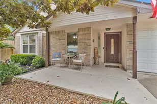 315 Thistlewood Ct, League City, TX 77573 - Photo 3