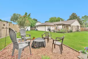 315 Thistlewood Ct, League City, TX 77573 - Photo 33