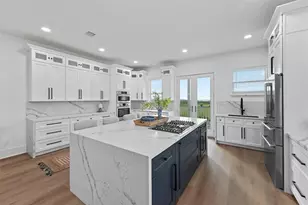 21330 Scissor Tail Ln, Galveston, TX 77554 - Photo 9