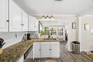 1803 Woodcrest Dr, Houston, TX 77018 - Photo 13