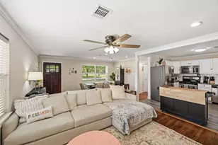 1803 Woodcrest Dr, Houston, TX 77018 - Photo 9