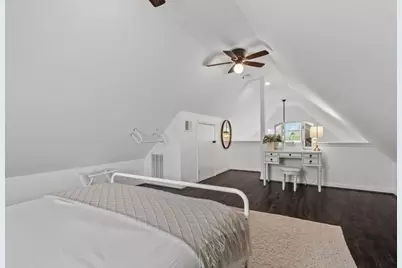 242 Debbie Lane, Dickinson, TX 77539 - Photo 23