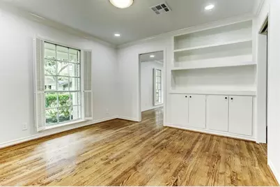 5429 Lincrest Lane, Houston, TX 77056 - Photo 5