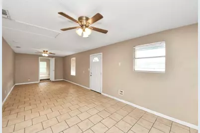 4900 Cr 353, Brazoria, TX 77422 - Photo 5