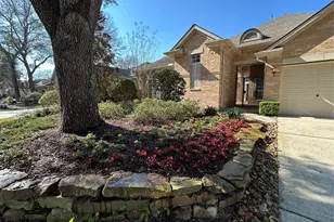 31 Surrey Run Pl, The Woodlands, TX 77384 - Photo 1