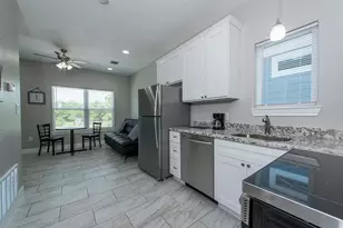 203 6th St, San Leon, TX 77539 - Photo 31