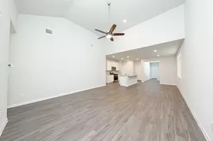 13356 Burbot Dr, Conroe, TX 77384 - Photo 7