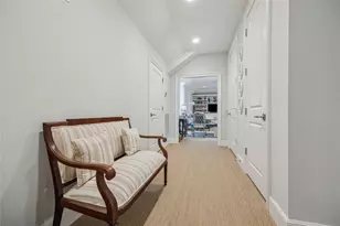 66 E Broad Oaks, Houston, TX 77056 - Photo 39