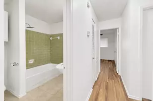 13517 Castilian Dr, Houston, TX 77015 - Photo 9