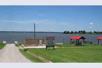 738 W Cattle, Onalaska, TX 77360 - Photo 9