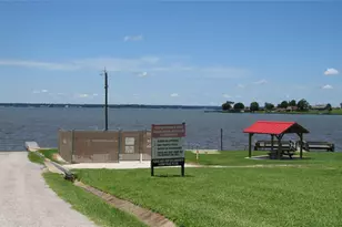 738 W Cattle, Onalaska, TX 77360 - Photo 11