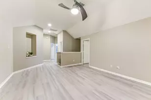 1107 Sunset Lakes Dr, Pearland, TX 77581 - Photo 17