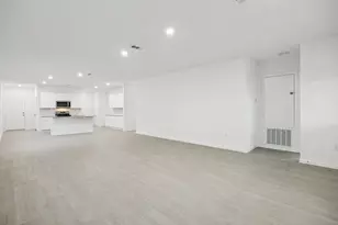 418 Point Nemo St, Crosby, TX 77532 - Photo 7