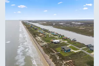 1402 County Road 230 #230, Sargent, TX 77414 - Photo 9