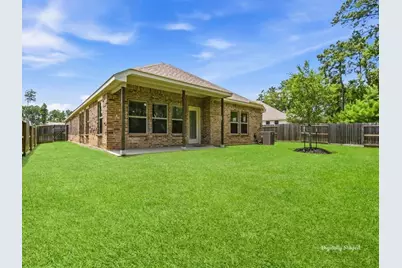 118 Violet Carson Court, Conroe, TX 77318 - Photo 19