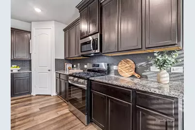 118 Violet Carson Court, Conroe, TX 77318 - Photo 5