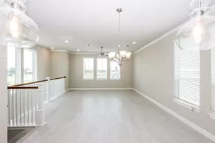3018 Tres Olive Dr, Houston, TX 77047 - Photo 9