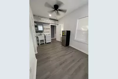 2302 Ave H Unit #7, Rosenberg, TX 77471 - Photo 3