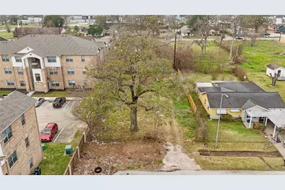 6701 Mariosa Street, Houston, TX 77028 - Photo 9