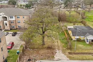 6701 Mariosa St, Houston, TX 77028 - Photo 9