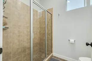 110 Spanish Oak Cir, Lake Jackson, TX 77566 - Photo 37