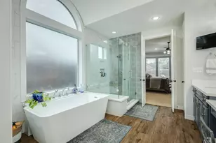 110 Spanish Oak Cir, Lake Jackson, TX 77566 - Photo 25