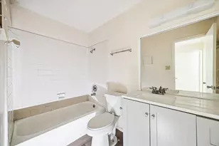 9700 Leawood Blvd, Houston, TX 77099 - Photo 7