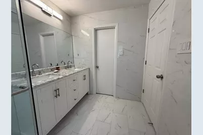 11915 Steppingstone Lane, Houston, TX 77024 - Photo 27