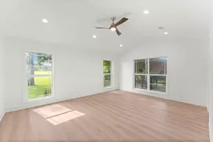 12201 Gable Dr, Willis, TX 77318 - Photo 23