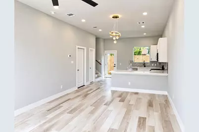 8704 Southview Street, Houston, TX 77051 - Photo 5