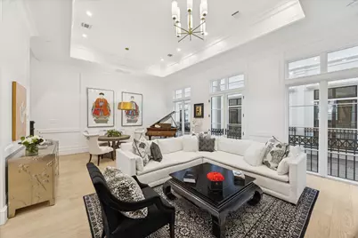 1335 Peden Street, Houston, TX 77006 - Photo 9