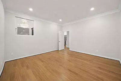 4023 Breakwood Drive, Houston, TX 77025 - Photo 9