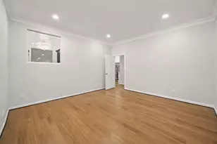 4023 Breakwood Dr, Houston, TX 77025 - Photo 9