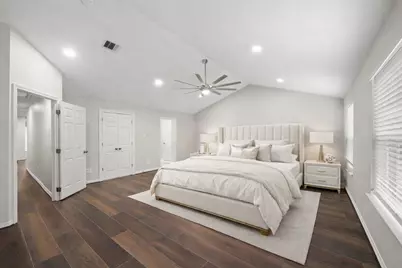 4023 Breakwood Drive, Houston, TX 77025 - Photo 13