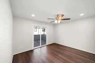 4023 Breakwood Dr, Houston, TX 77025 - Photo 21