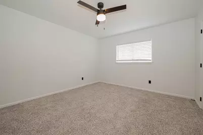 12915 Stratford Heights Drive, Sugar Land, TX 77498 - Photo 23