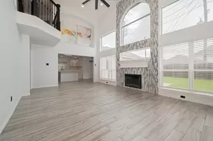 12915 Stratford Heights Dr, Sugar Land, TX 77498 - Photo 7