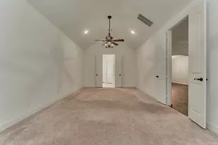 11 S Sandbells Park Ln, Montgomery, TX 77316 - Photo 23
