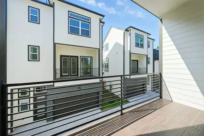 1913 Hoskins Drive #I, Houston, TX 77080 - Photo 9