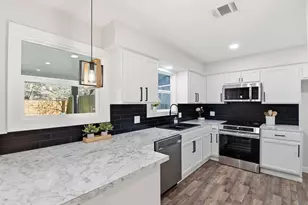 23338 Goodfellow Dr, Spring, TX 77373 - Photo 17