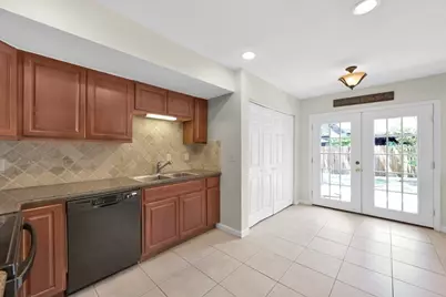 10902 Auger Place, The Woodlands, TX 77380 - Photo 15