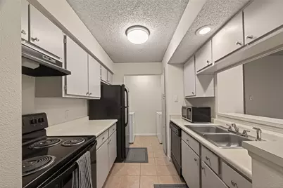 3919 Fairmont Parkway #240, Pasadena, TX 77504 - Photo 9