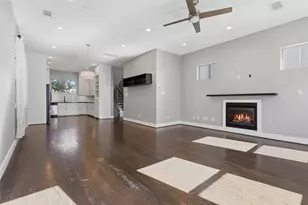 2903 Blodgett St, Houston, TX 77004 - Photo 9