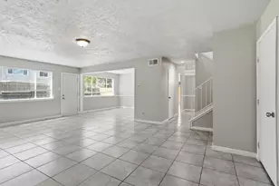 2315 Hampton Rd, League City, TX 77573 - Photo 11
