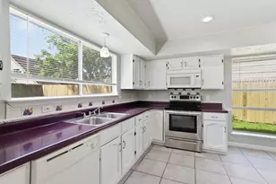 2315 Hampton Rd, League City, TX 77573 - Photo 19
