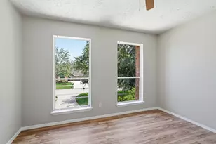 2315 Hampton Rd, League City, TX 77573 - Photo 33