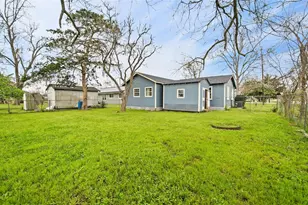 234 E Texas St, Brazoria, TX 77422 - Photo 21